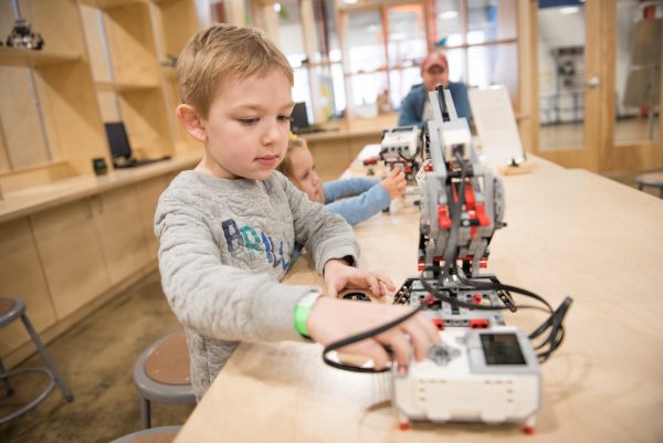 New Youth Maker Space Hosts 8 Hands-On Summer Maker Camps! - The ...